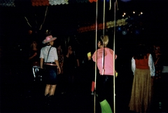 072