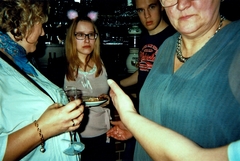 090